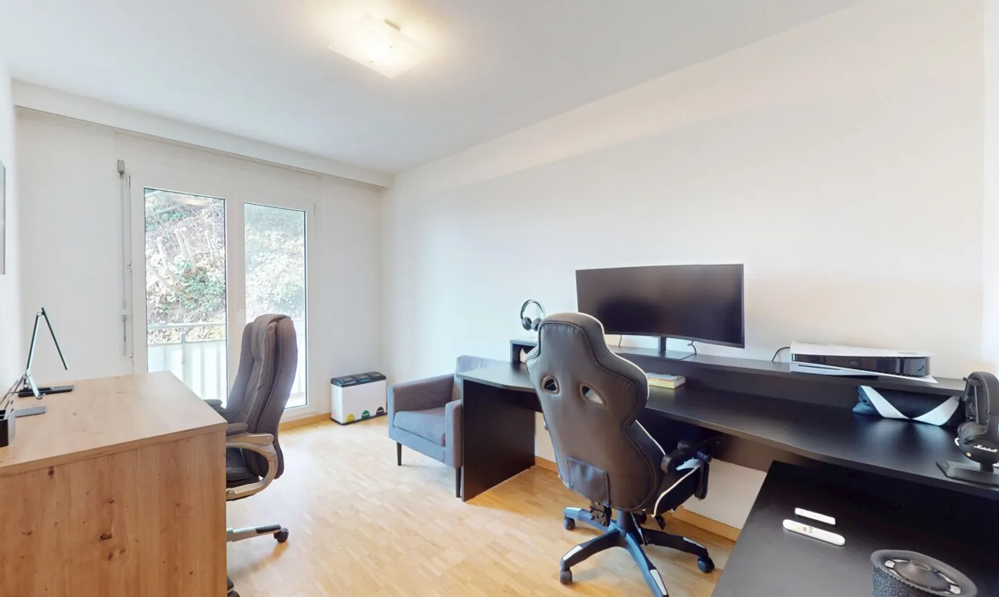 Geräumige Wohnung mit atemberaubendem Blick - Foto 10 von 13