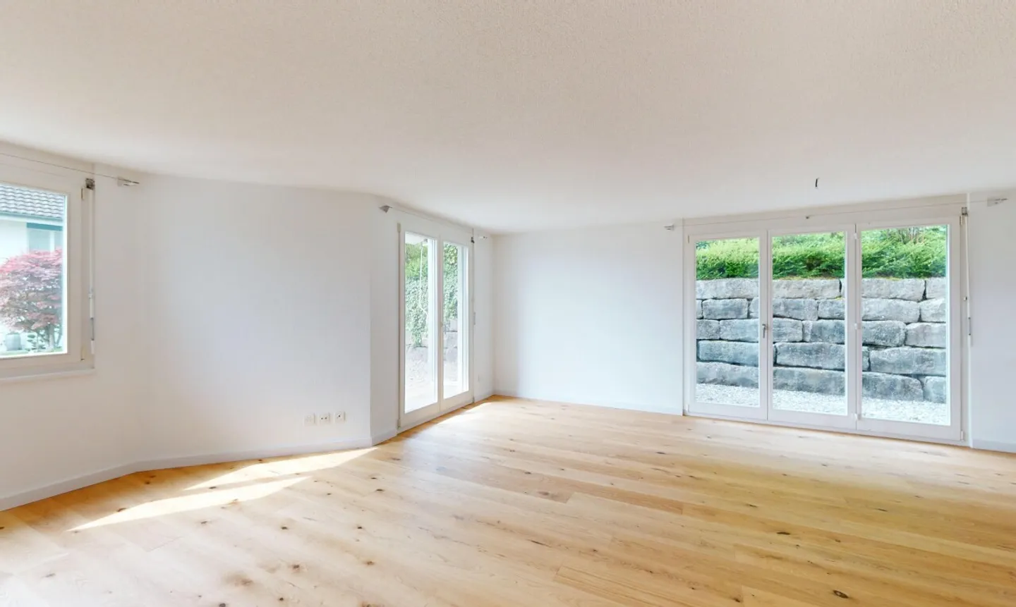 Casa a schiera attraente di 6,5 stanze - Foto 4 di 11