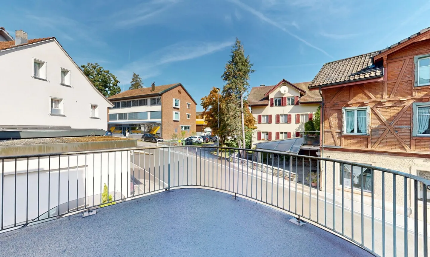Detached 4.5-room house with commercial space in Langnau am Albis - Photo 7 of 11
