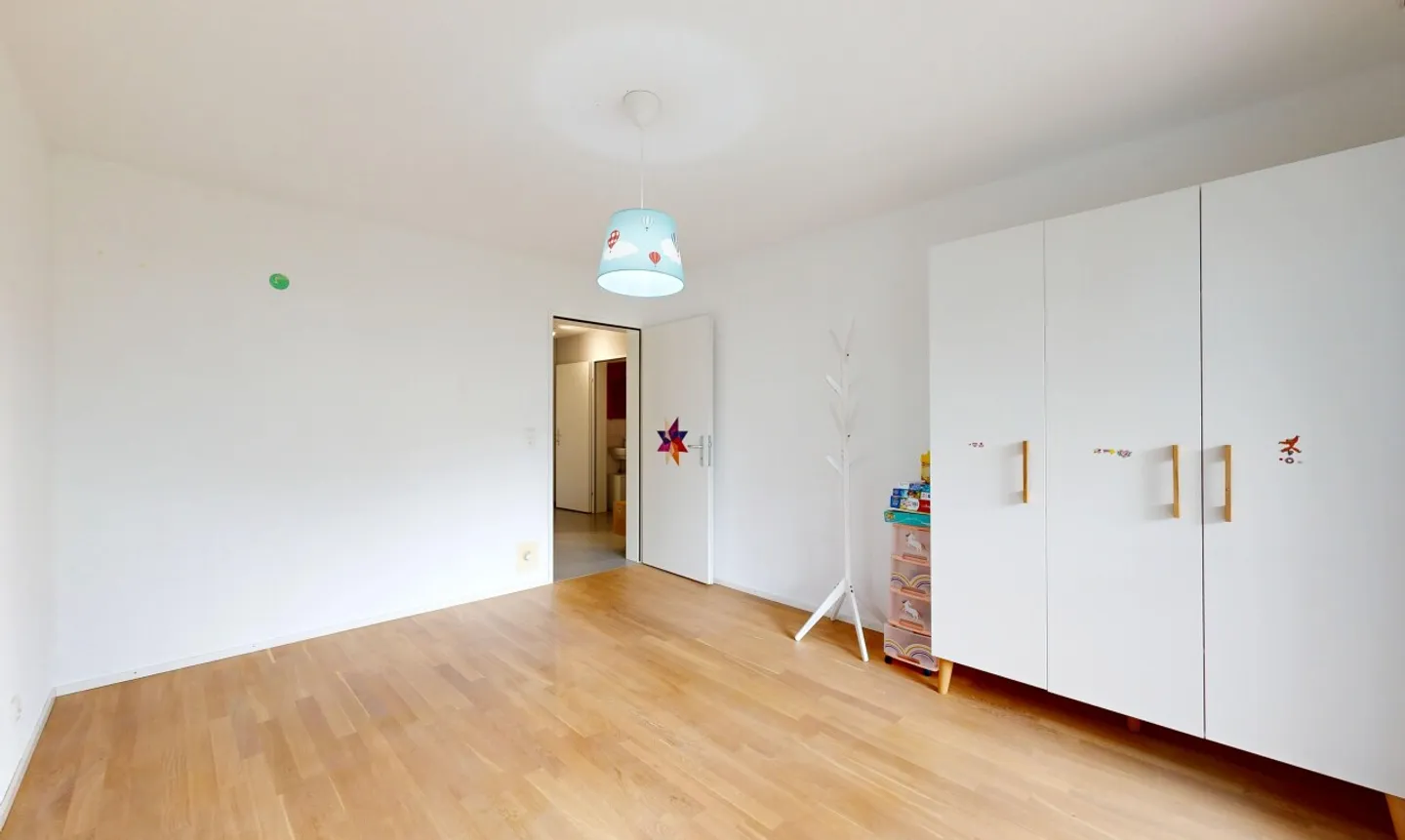 Helle 3.5-Zimmer-Gartenwohnung - Foto 8 von 10