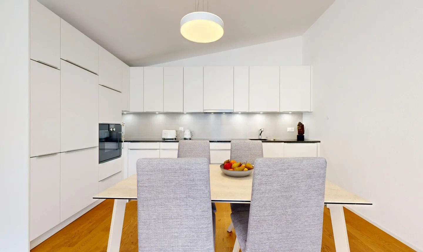 Dachgeschoss 3,5 Zimmer - atemberaubende Aussicht in Martigny - Foto 3 von 11