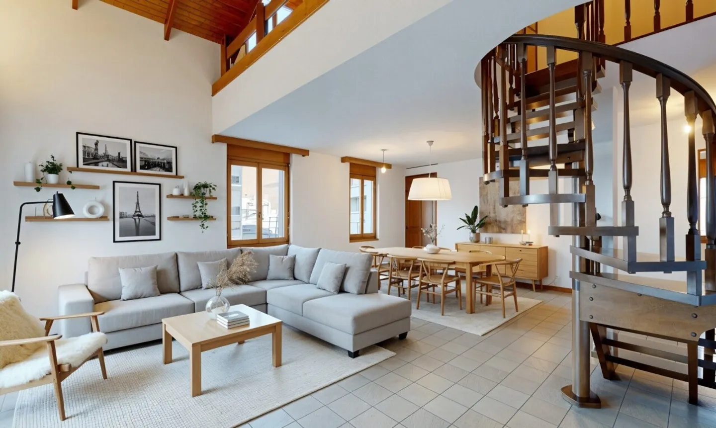 Ampio appartamento duplex di 5 stanze con vista sulle montagne – Ideale per famiglie - Foto 1 di 11