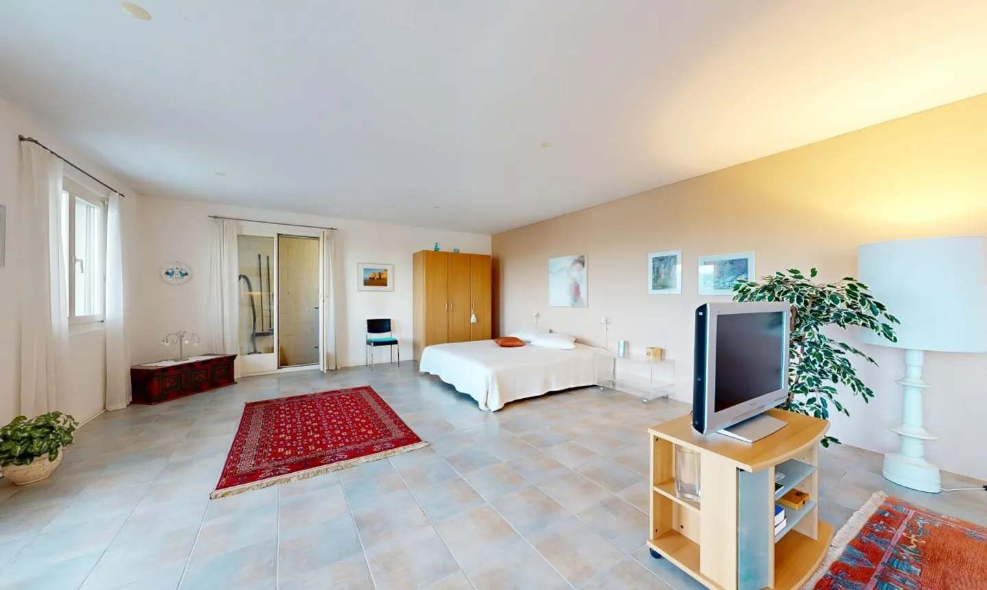 Light-flooded 1.5-room apartment with a wide view in Kriens - Photo 10 of 11