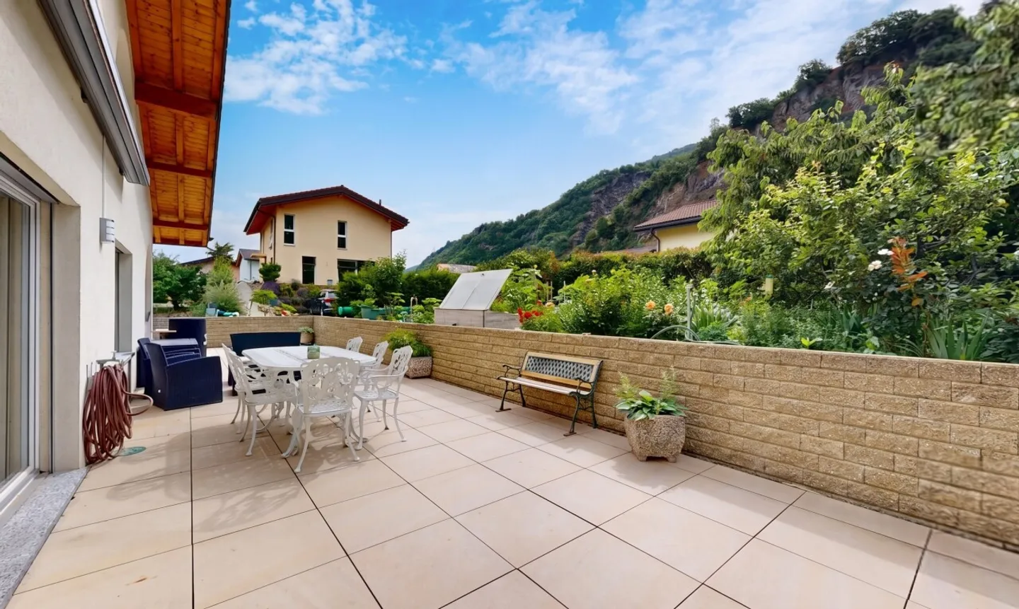 Villa Charmante avec Terrain Constructible - Photo 10 sur 11