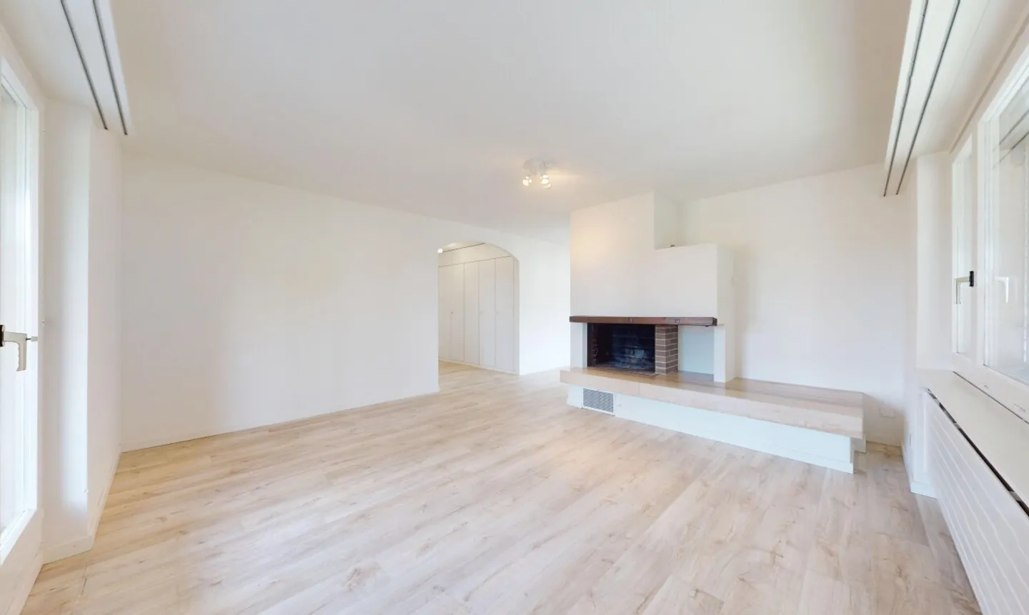 Unique Attic Apartment with Terrace - Photo 2 of 13
