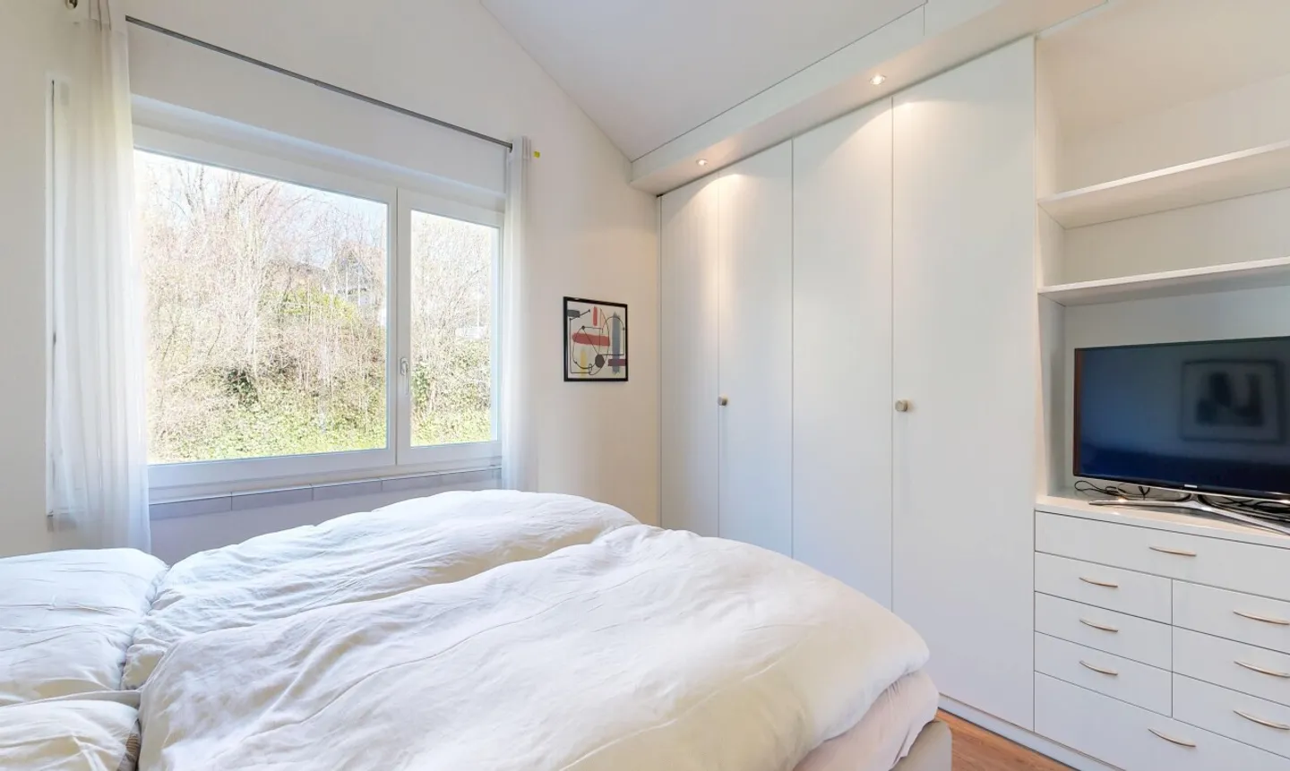 Attraktives 5.5-Zimmer-Doppeleinfamilienhaus - Photo 9 of 11