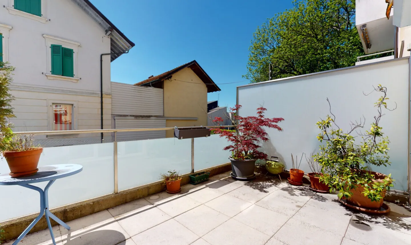 Bright family apartment with terrace in the heart of Epalinges - Photo 10 of 11