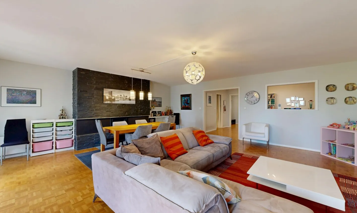 Appartement spacieux avec balcon - Photo 10 sur 11
