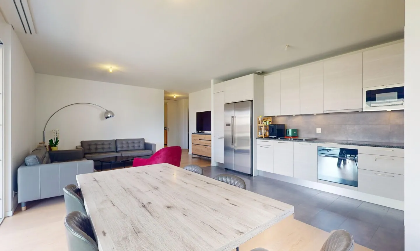 Bellissimo appartamento di 4,5 locali idealmente situato - Foto 2 di 13