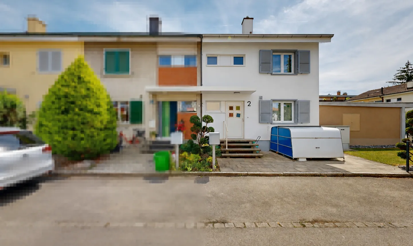 Maison de ville d'angle rénovée de 4,5 pièces dans un emplacement familial - Photo 1 sur 11