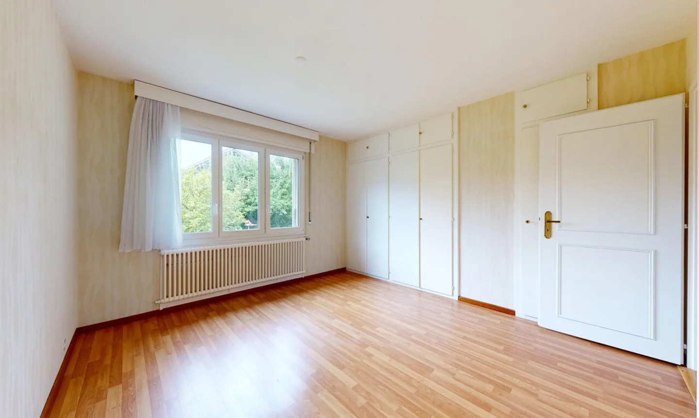 Villa to renovate with great potential, unique opportunity in Vessy - Photo 8 of 11