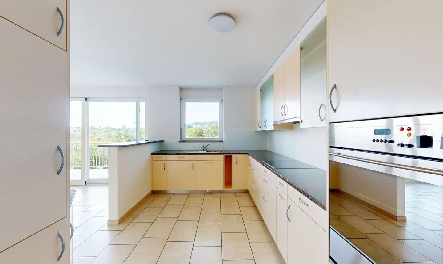 Appartamento in terrazza luminoso con vista panoramica e comfort - Foto 8 di 11