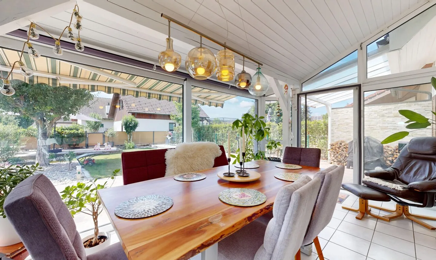 Renoviertes Einfamilienhaus mit Garten - Foto 4 von 11