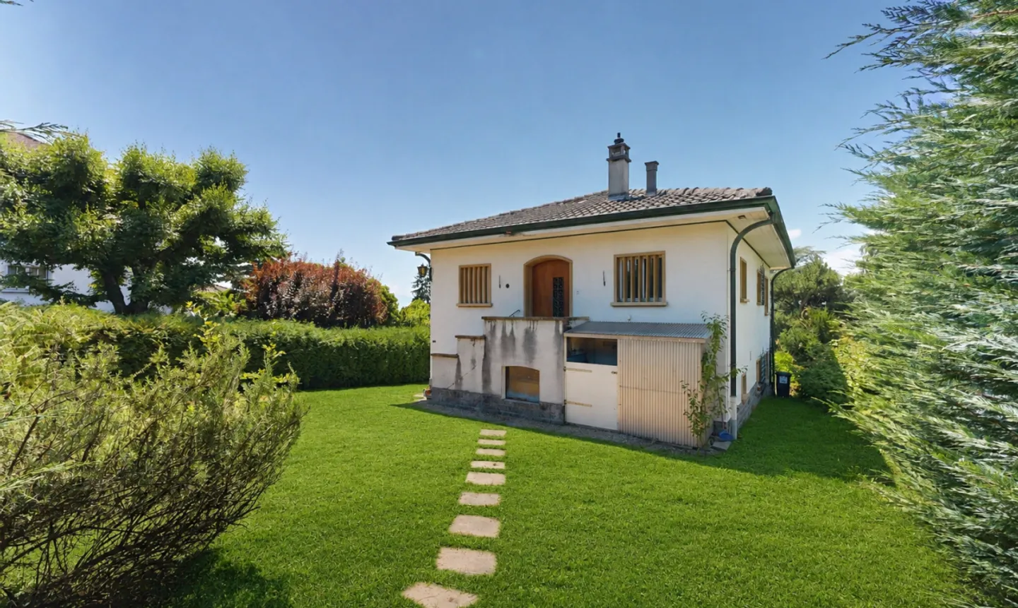 Magnificent character villa at the gates of Lausanne - Photo 1 of 11