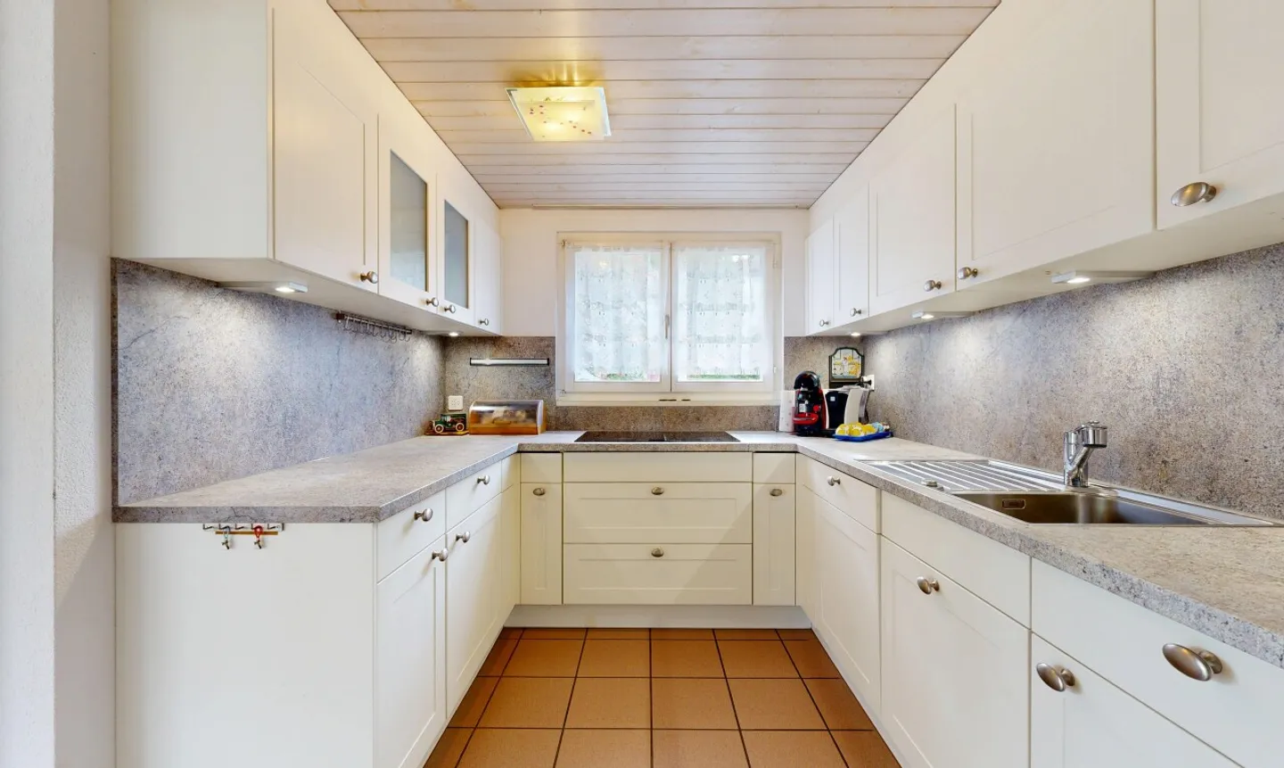 Charmantes Einfamilienhaus mit Garten - Foto 7 von 11