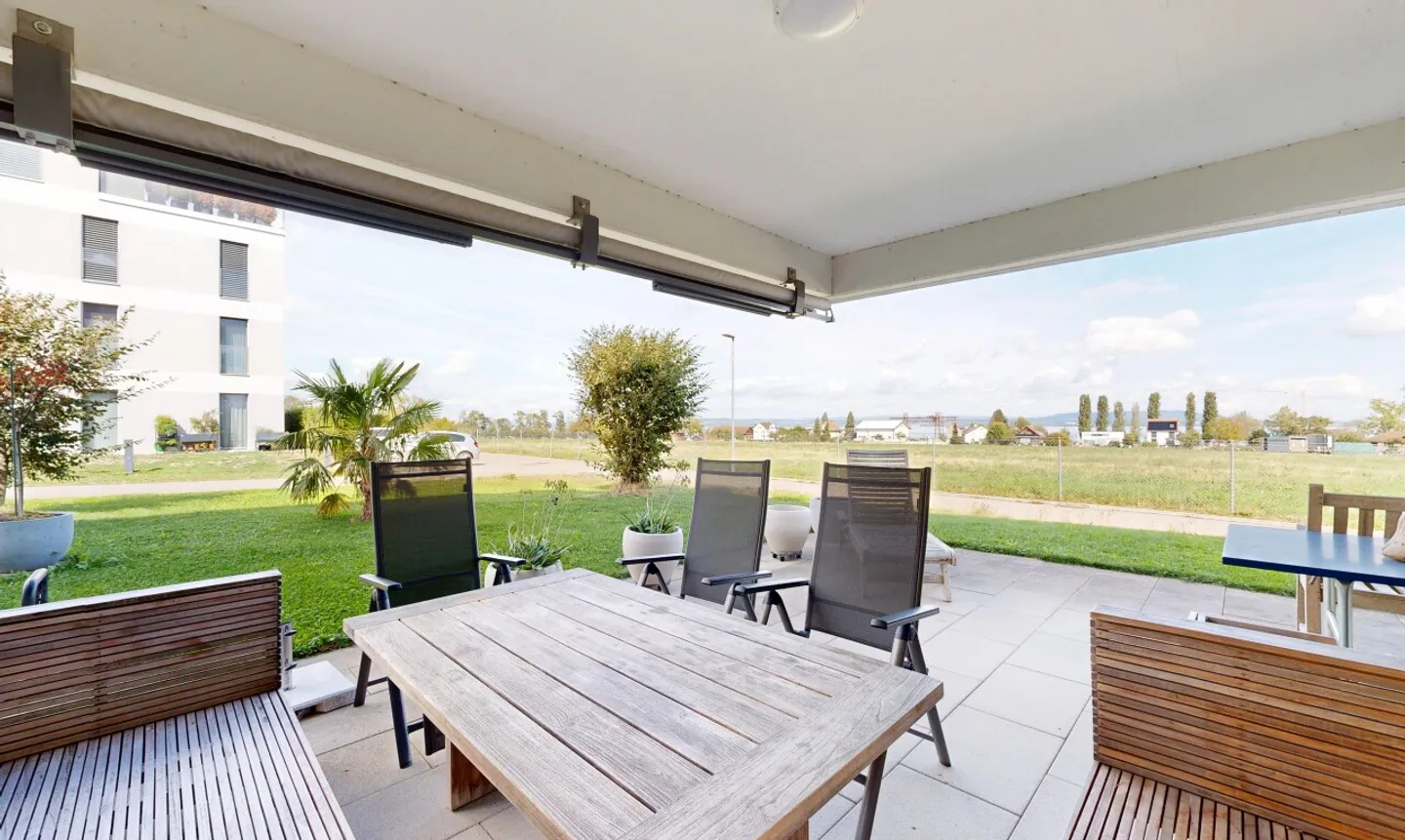 Appartement de jardin exclusif de 4,5 pièces avec vue sur le lac et équipements de qualité - Photo 10 sur 11