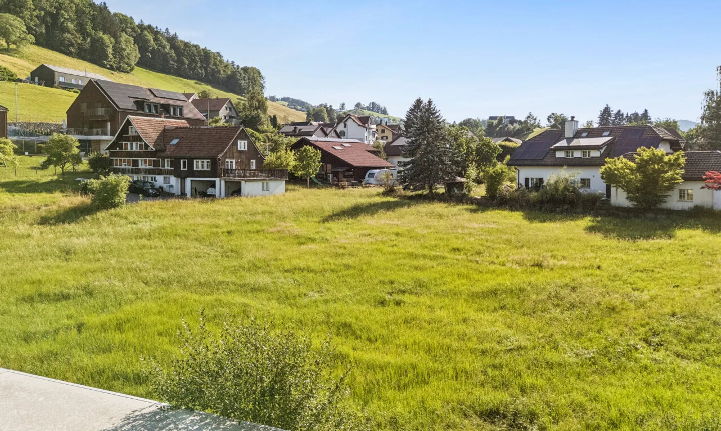 Terrain spacieux avec potentiel de développement à Wolfhalden - Photo 7 sur 8