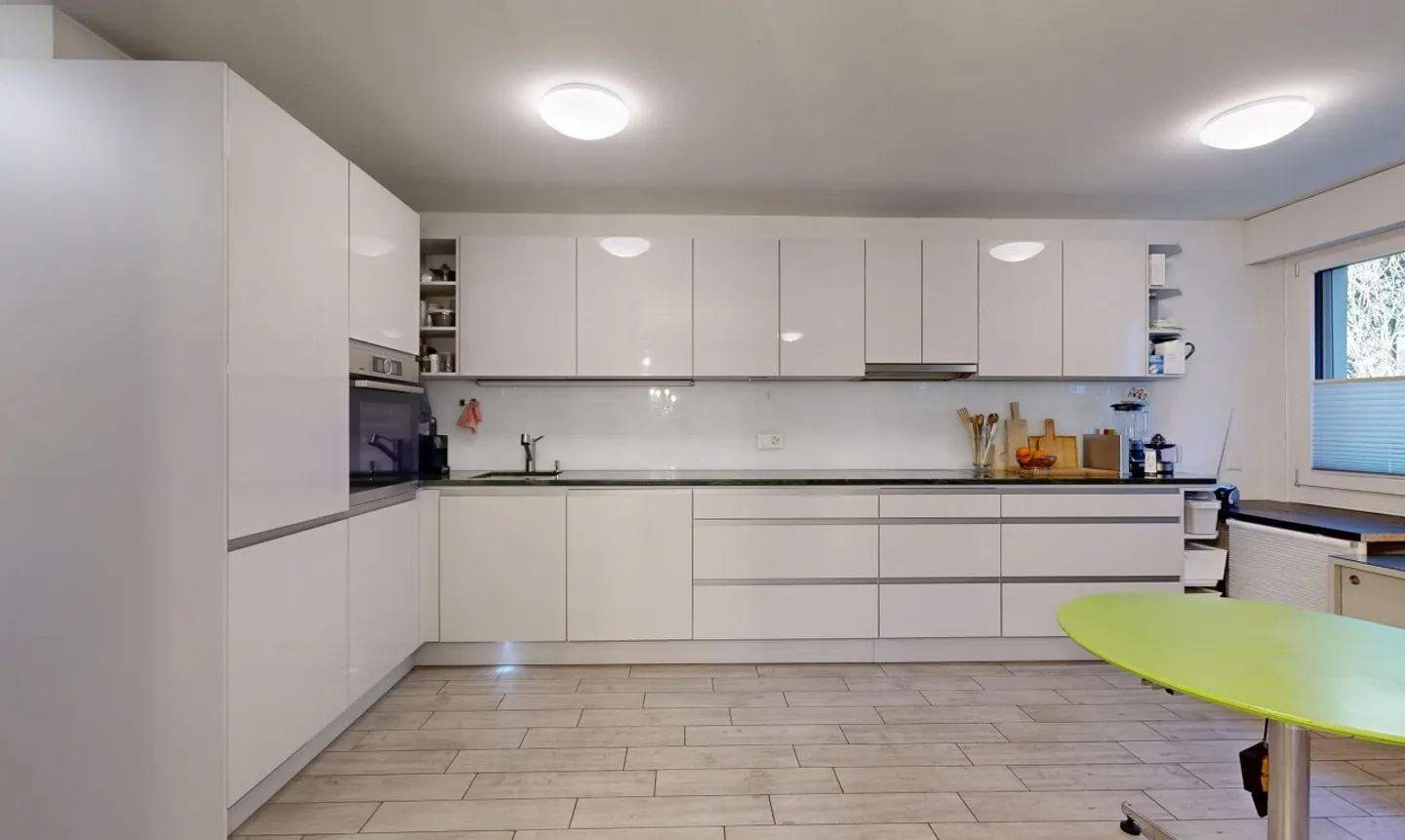 Eccezionale studio residenziale di 3,5 stanze con giardino e ufficio-laboratorio - Foto 5 di 11