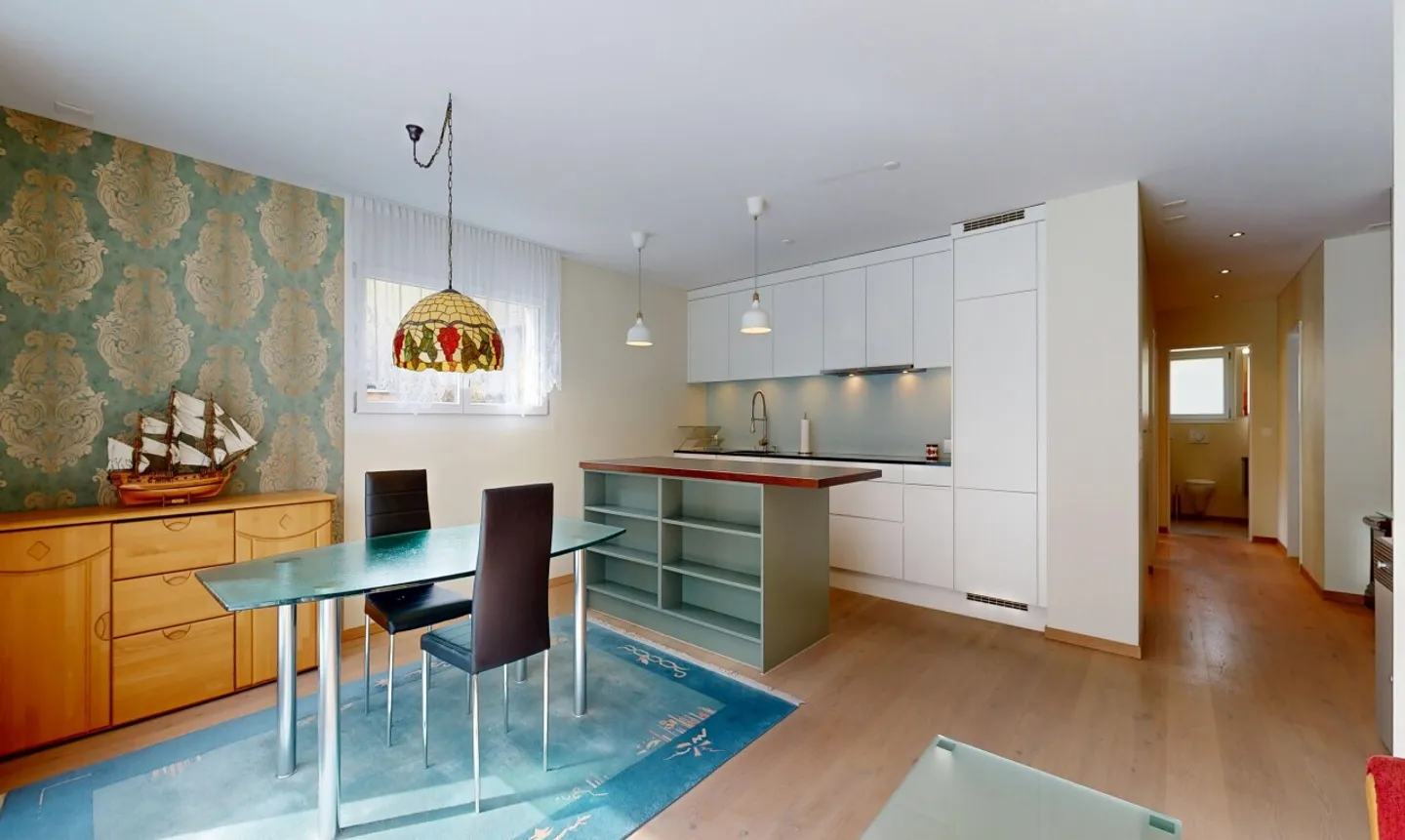 Bright 4.5-room apartment with large south-facing terrace - Photo 5 of 11