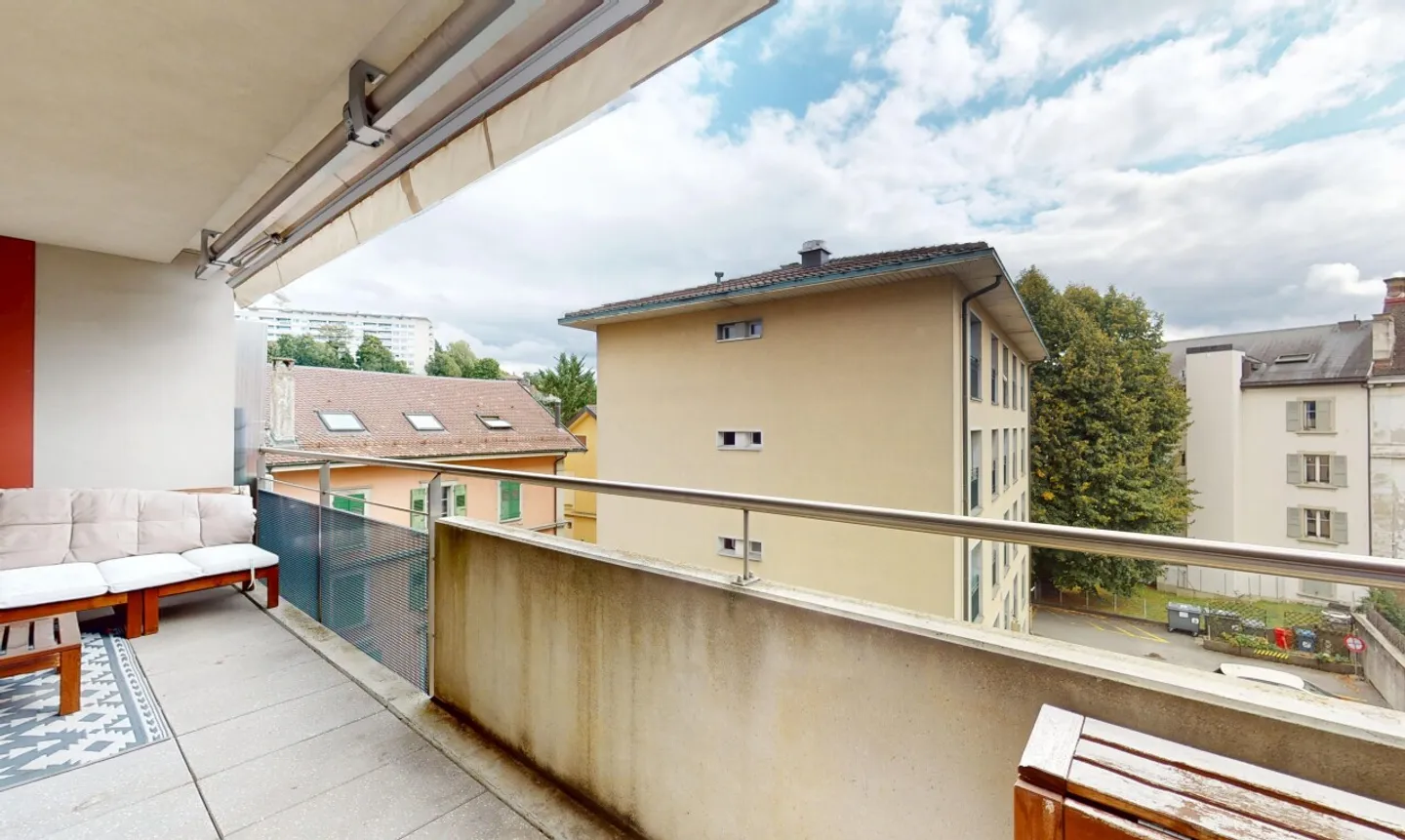 contemporary apartment close to the city center - Photo 3 of 10