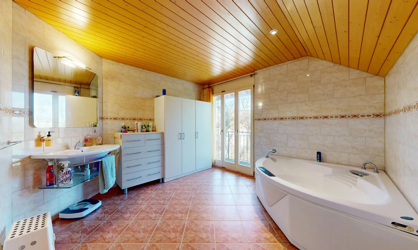 Spacious Home for the Whole Family - Photo 9 of 11