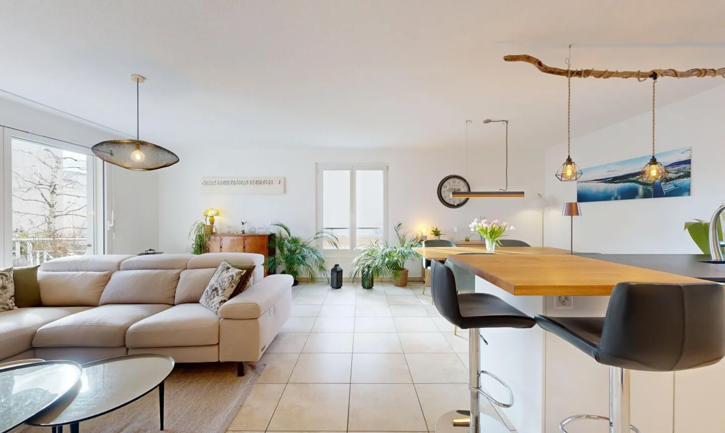 Charmante Wohnung in Corcelles - Foto 2 von 11