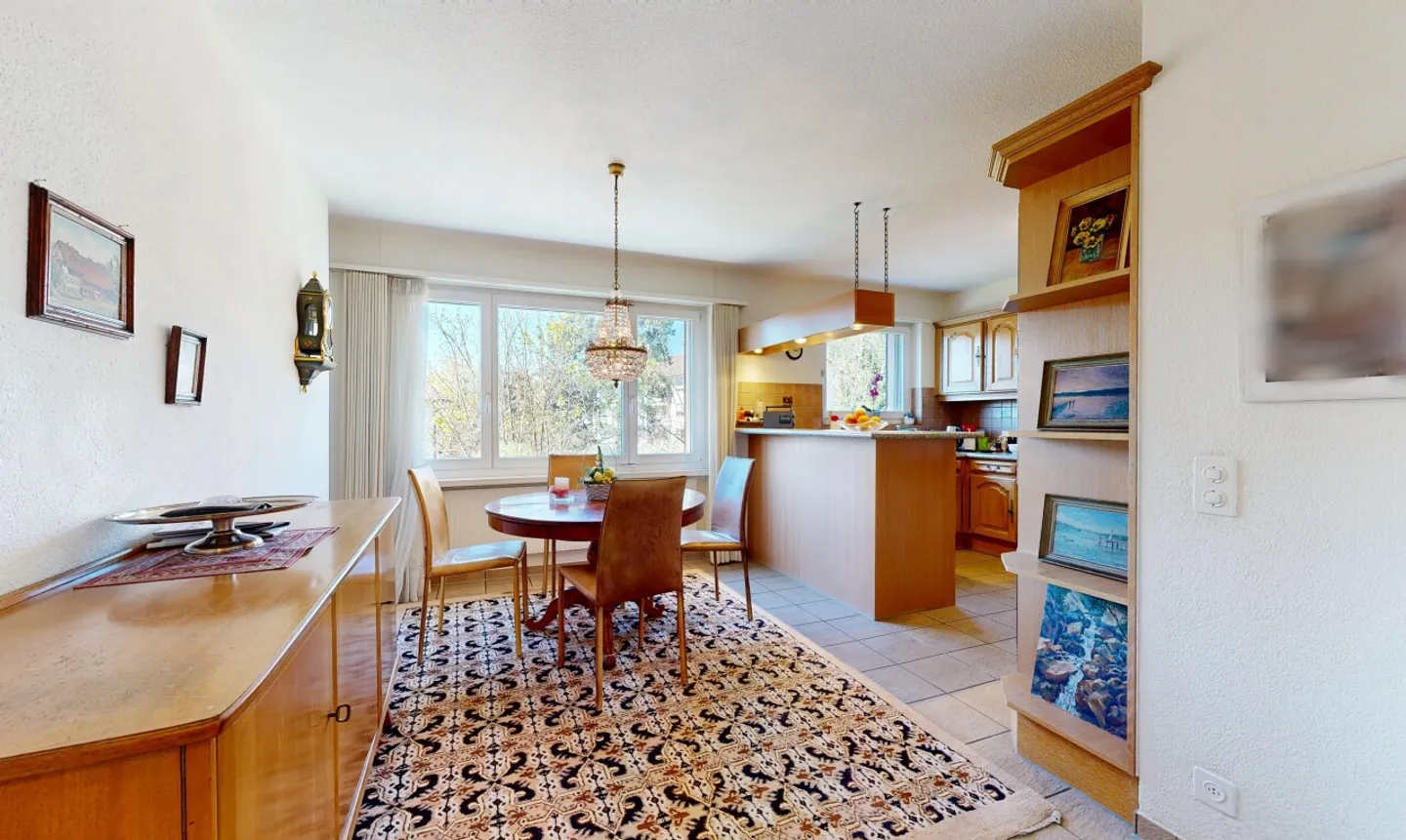 Appartement central de 4,5 pièces avec vue - Photo 4 sur 11