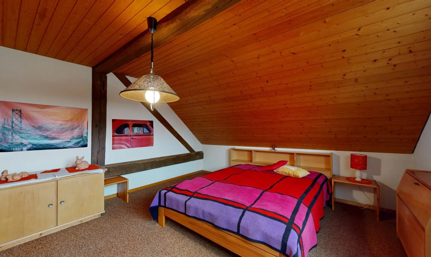 Attractive 4.5-room corner townhouse with separate shed - Photo 10 of 11