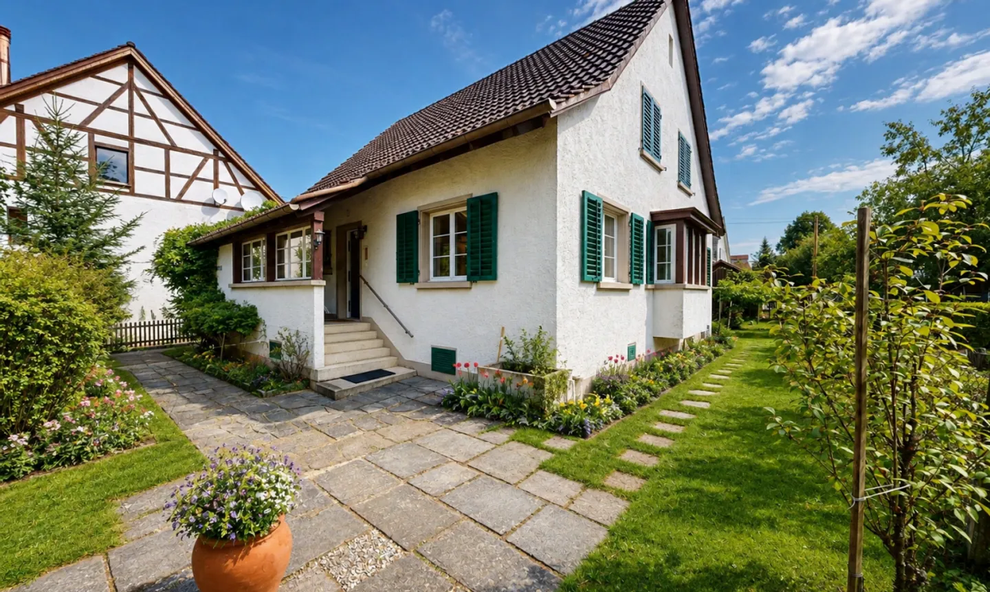 4.5-room single-family house with large plot in Hallau - Photo 1 of 11