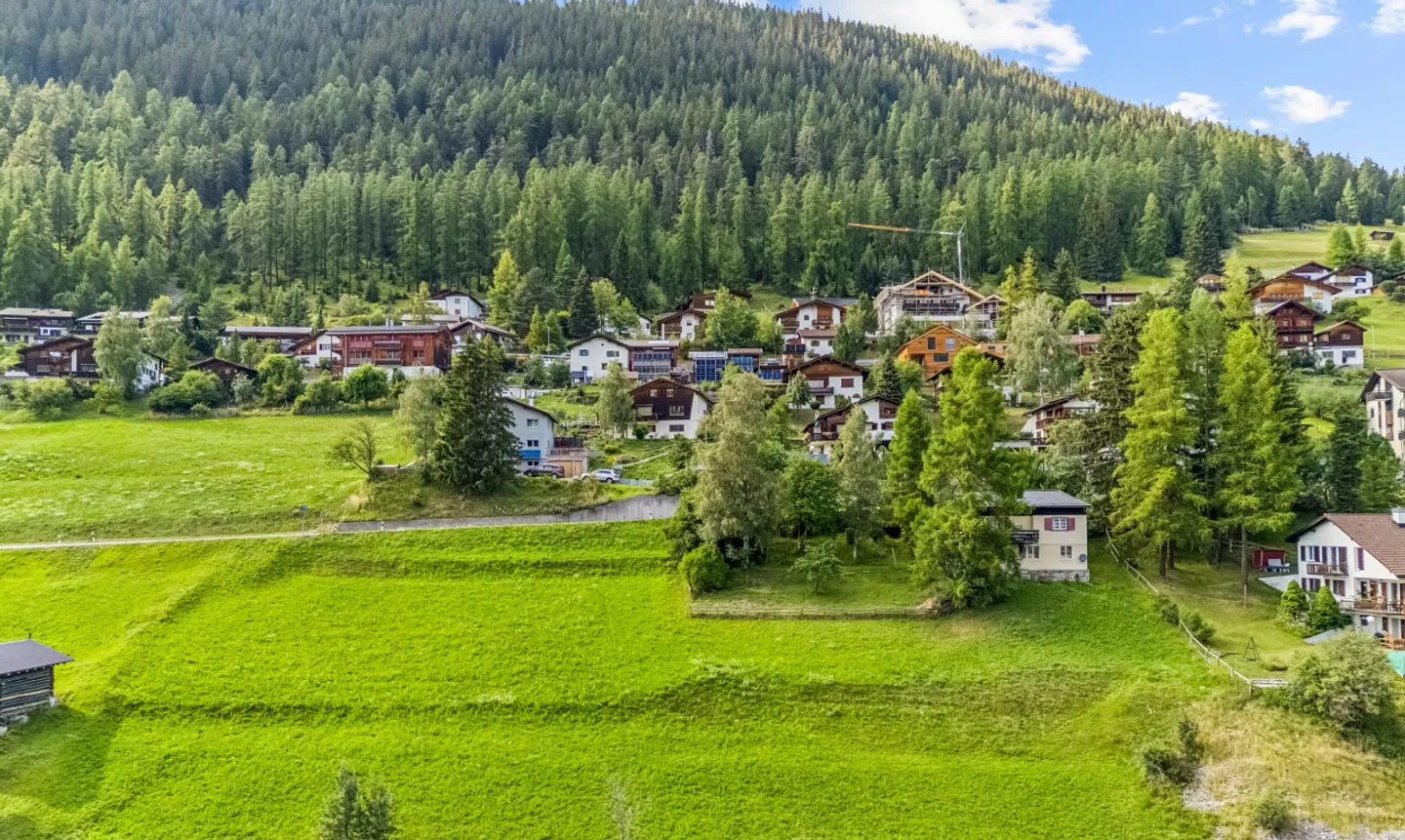 Entwicklungsgrundstück in Davos Wiesen - Foto 3 von 10