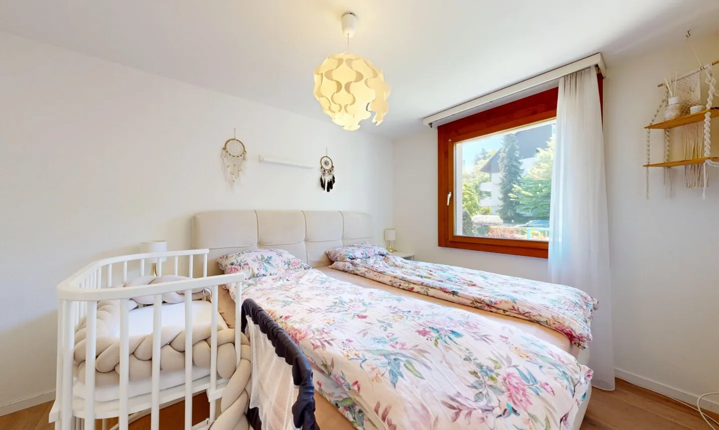 Maison familiale semi-détachée spacieuse dans un emplacement calme mais central - Photo 7 sur 11