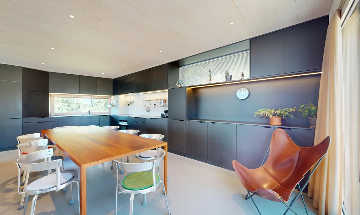 Architektenvilla - Zeitgenössische Eleganz mit atemberaubendem Blick - Foto 4 von 13