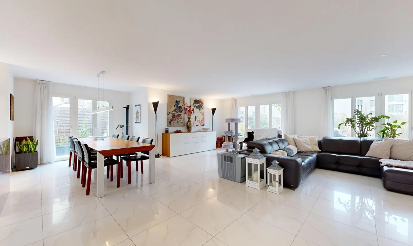 Maison de ville moderne de 5,5 pièces avec jardin à Aristau - Photo 4 sur 13