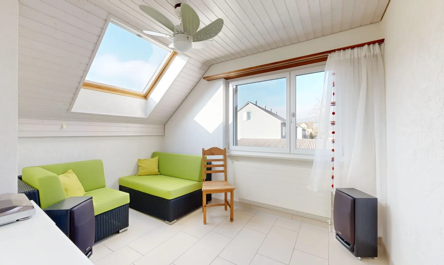 Casa spaziosa per famiglie in una posizione tranquilla - Foto 8 di 11