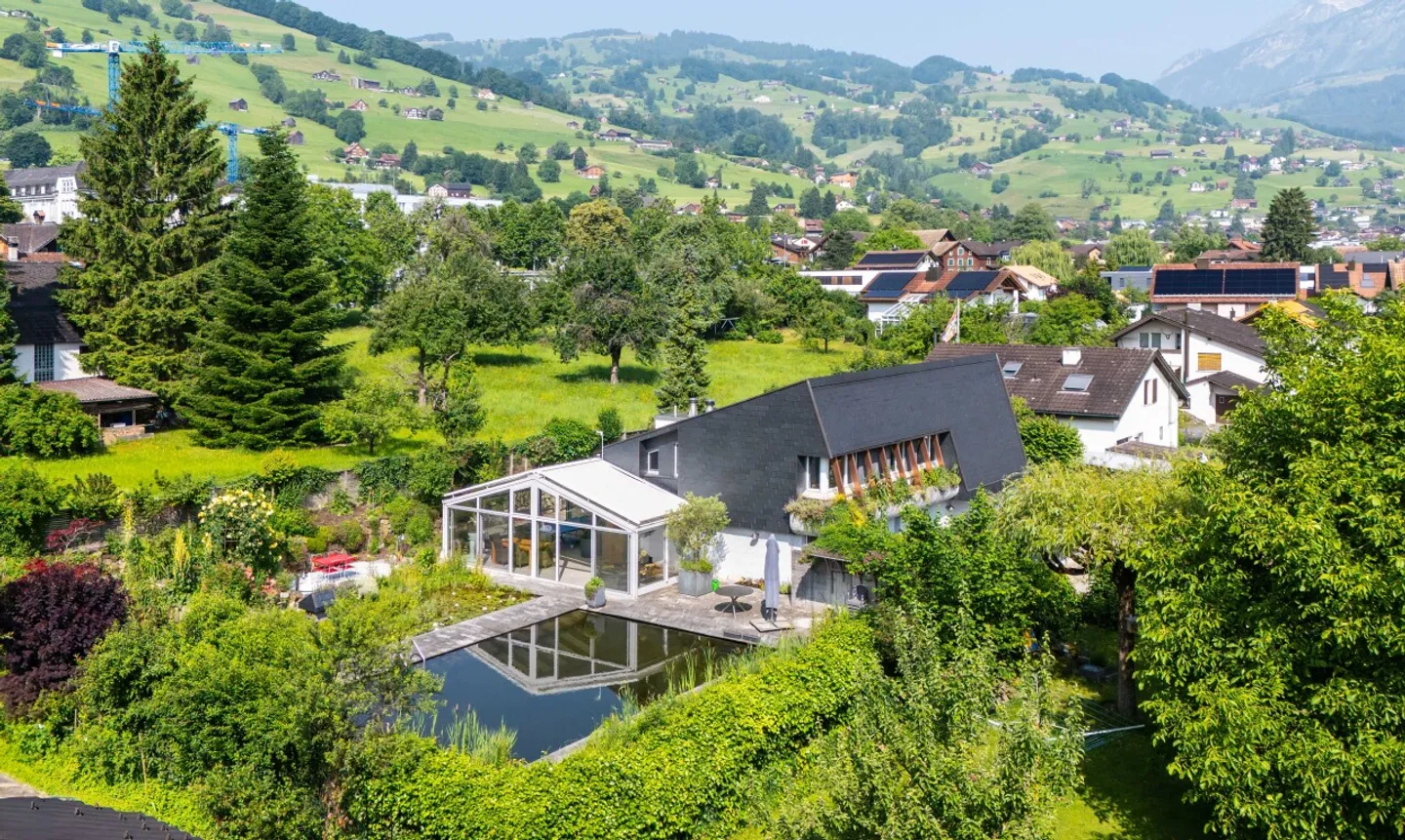 Exclusive EFH in Grabs with natural pool &amp; plenty of privacy - Photo 2 of 13