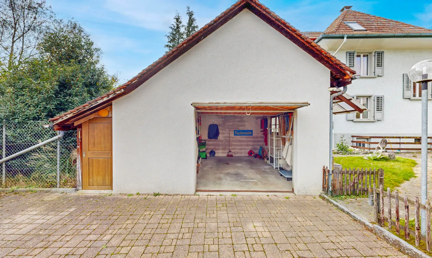 Casa unifamiliare indipendente con possibilità versatili - Foto 10 di 11