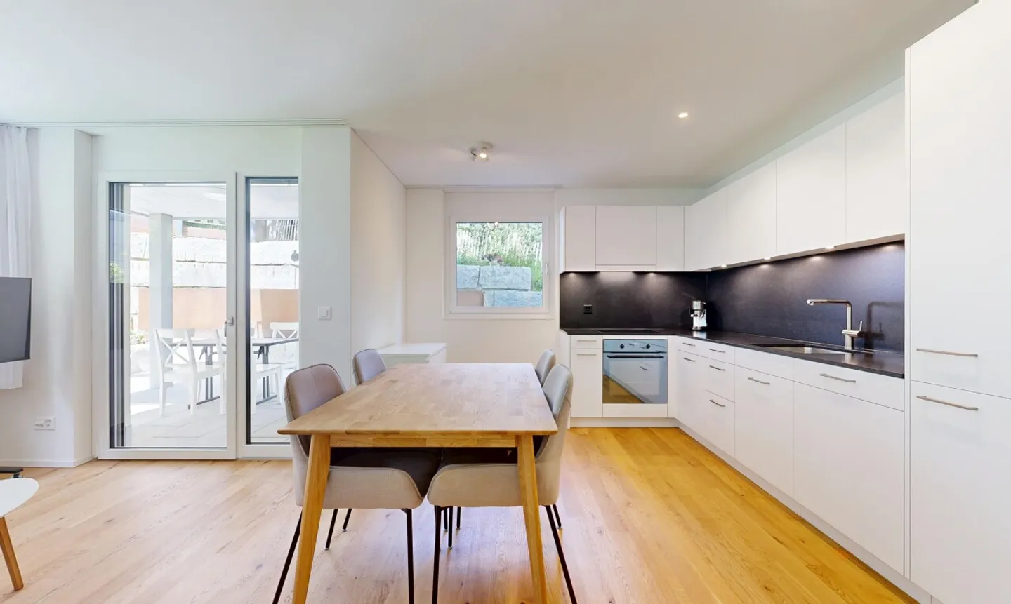 Modernes Apartment mit Terrasse - Foto 4 von 11