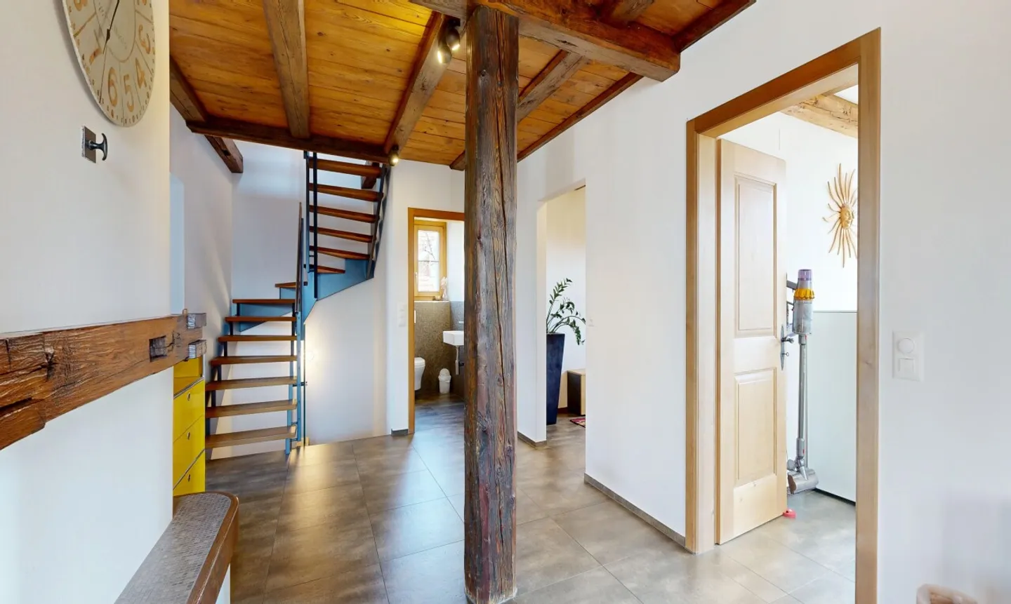 Charmantes Einfamilienhaus mit Technik - Foto 8 von 11