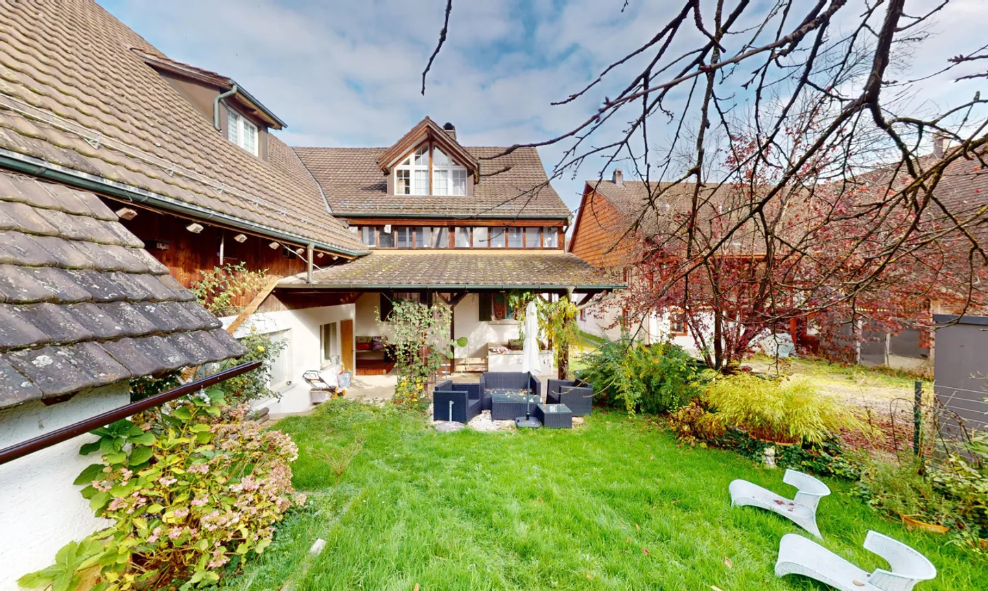 Ampia casa multifamiliare completamente affittata con unità commerciale - Foto 5 di 13