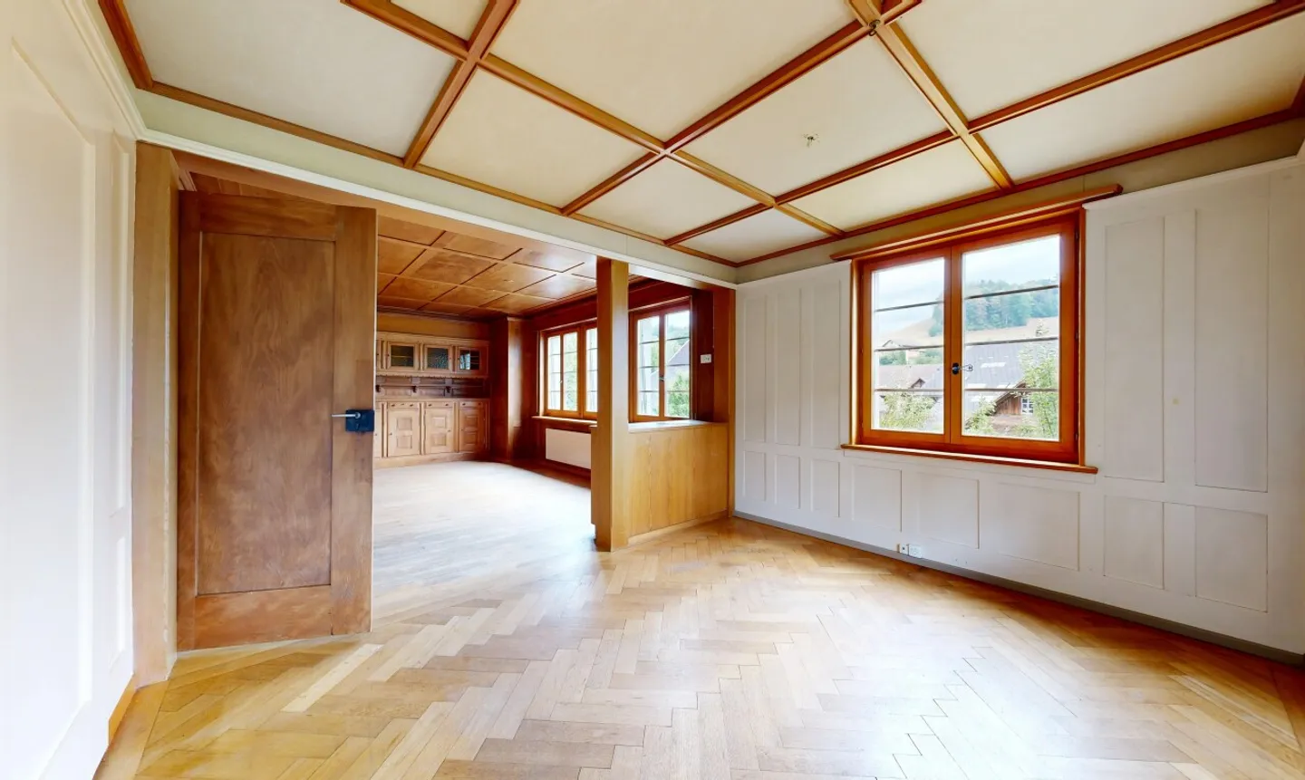 5.5-Zimmer-Einfamilienhaus mit grossem Grundstück und viel Potenzial - Foto 8 von 11