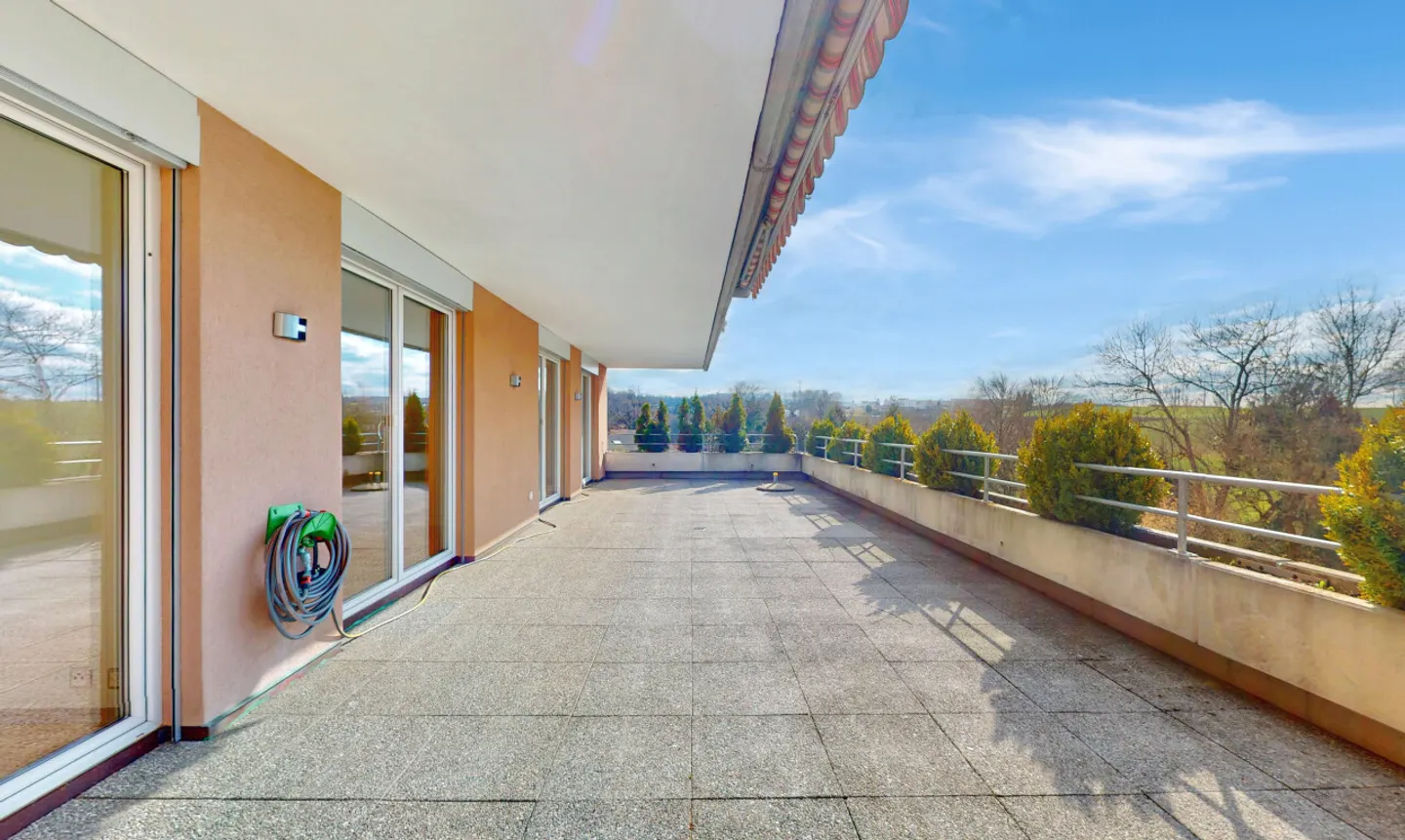 Grosszügige 5.5-Zimmer Terrassenwohnung in Düdingen - Photo 12 sur 13