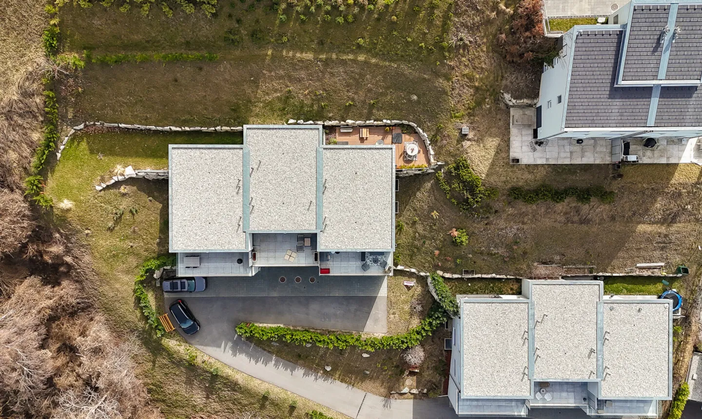 Wunderschönes Reihenhaus mit atemberaubender Aussicht in Salin - Foto 2 von 11