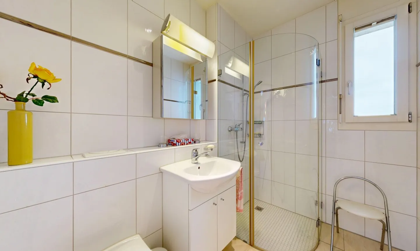 Sonniges Attika-Juwel mit Liftzugang - Foto 8 von 13