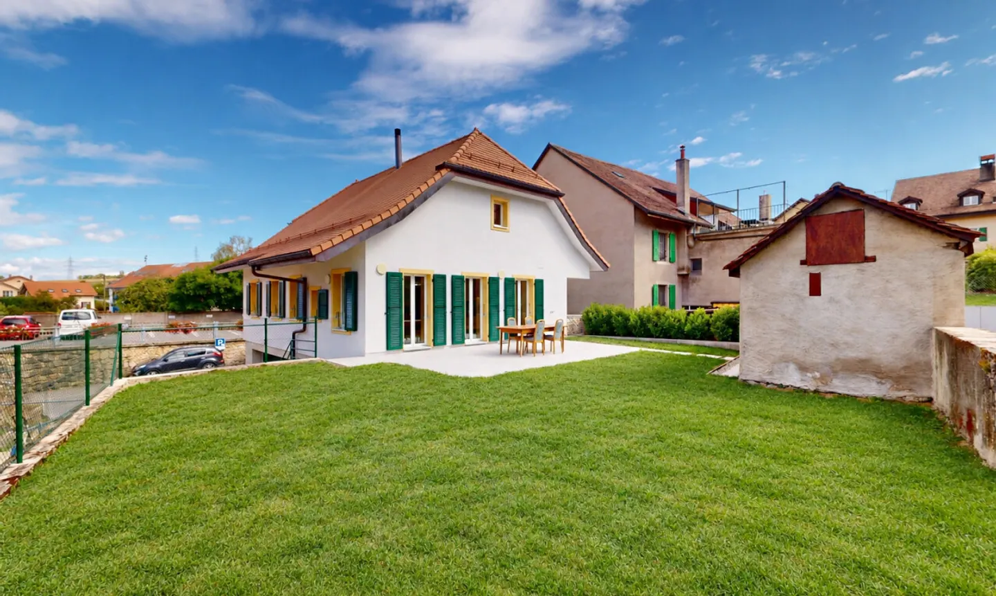 Villa moderne avec jardin - Photo 1 sur 11