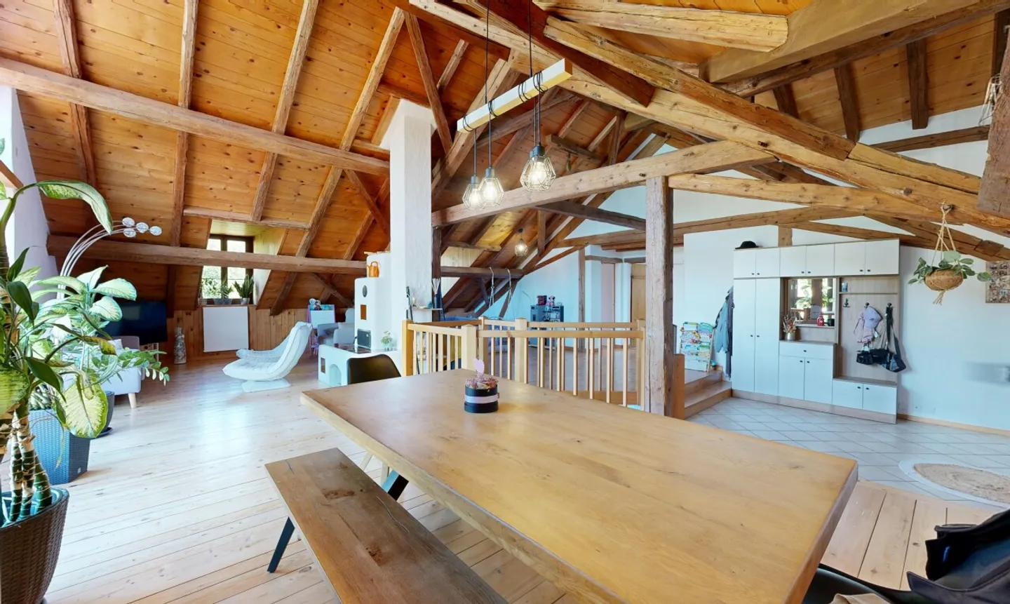 Casa di villaggio del 1850 con fascino preservato, laboratorio di 185 m² - Foto 3 di 11