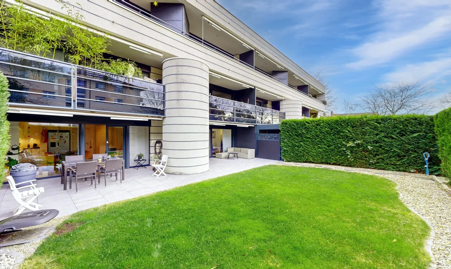 Gartenwohnung mit Terrasse und Garten in Prangins - Foto 1 von 11