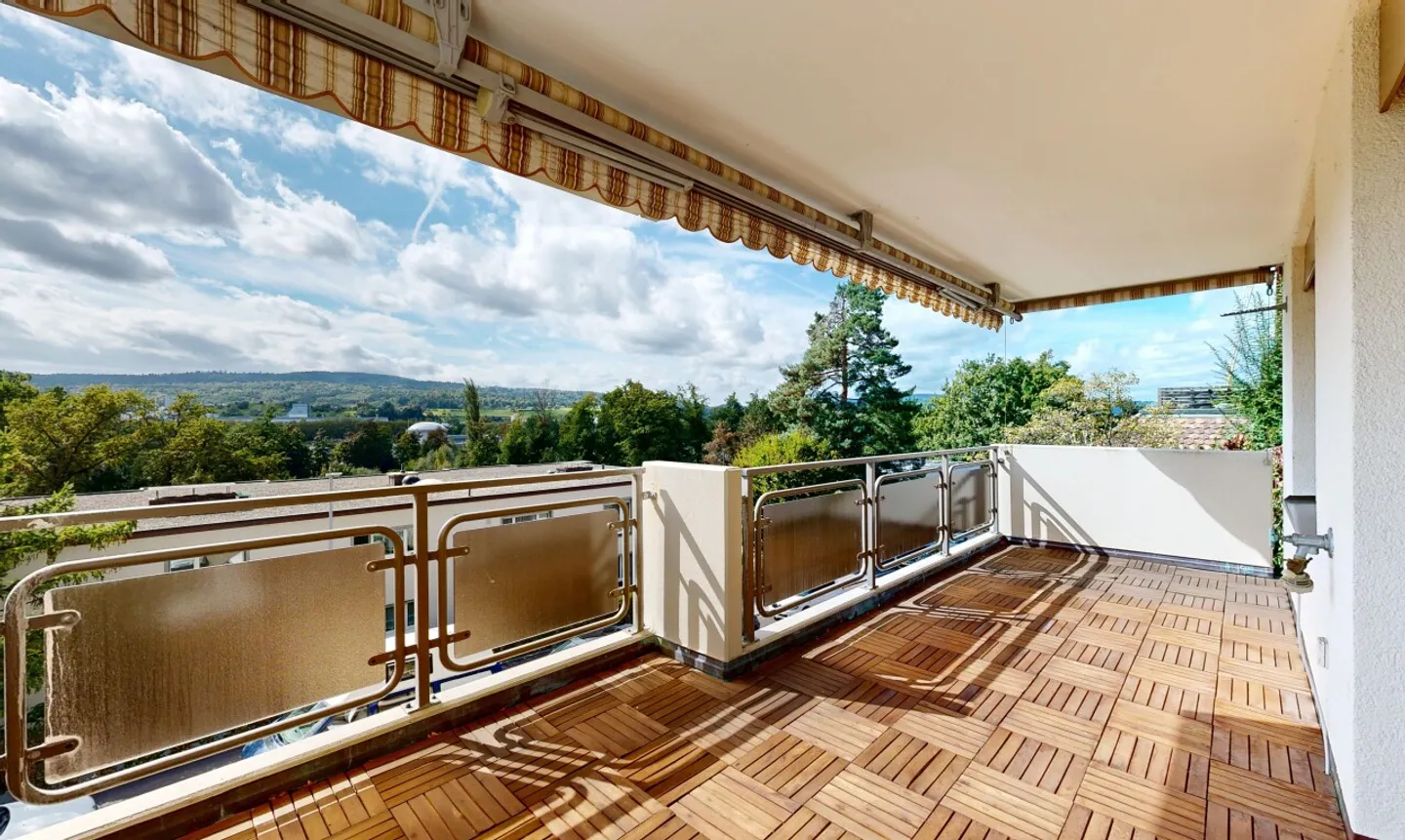 Appartement lumineux de 4,5 pièces avec belle vue à Oberengstringen - Photo 5 sur 11