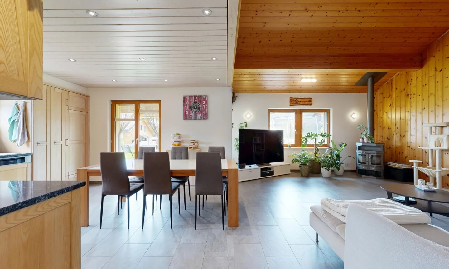 Charmante Maison Individuelle avec Jardin - Photo 3 sur 11