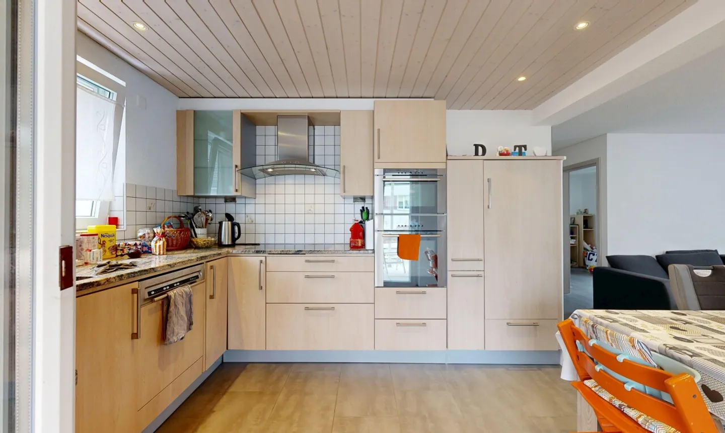 Edificio con eccellente rendimento completamente ristrutturato! - Foto 4 di 11