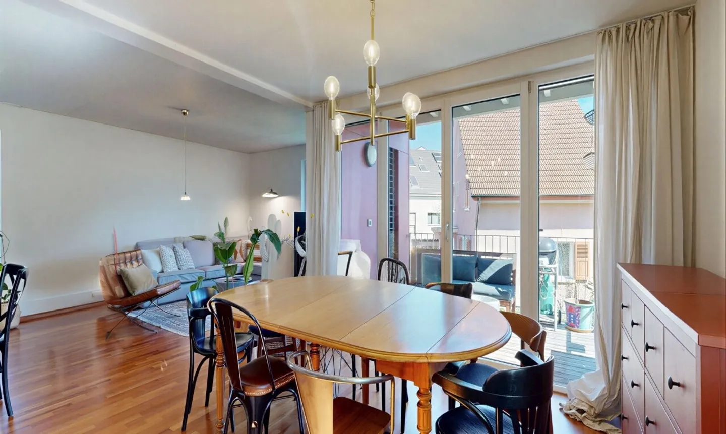 Modern 3.5-room apartment with balcony and parking space - Photo 3 of 11